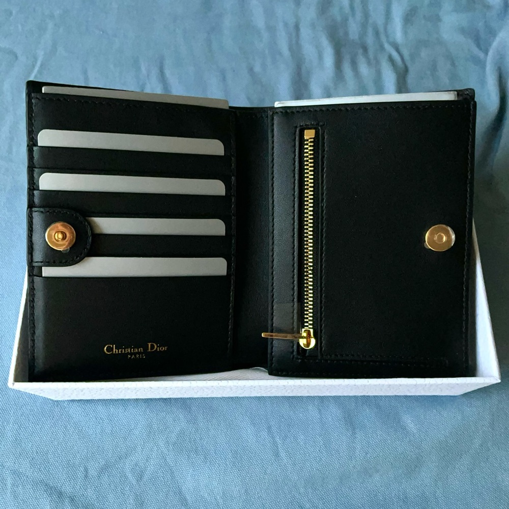 🔥🔥 DIOR XL wallet WITH BOX|DUST BAG|RIBBON - Picture 6 of 13